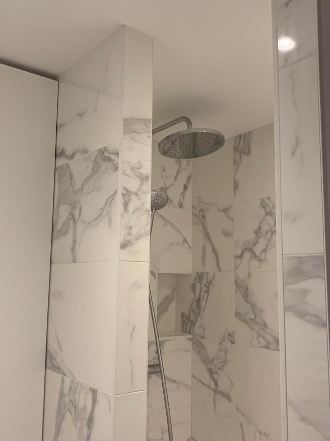 Celect'In Lyon Suites climatisées SkyView Exterior foto